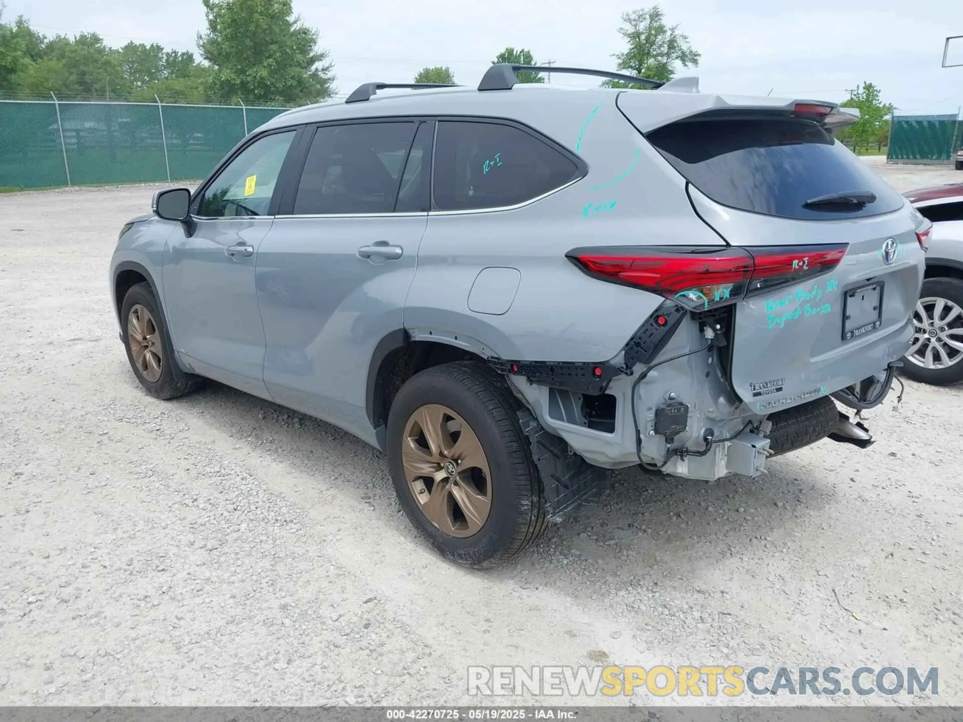 3 Photograph of a damaged car 5TDABRCH4PS563855 TOYOTA HIGHLANDER 2023