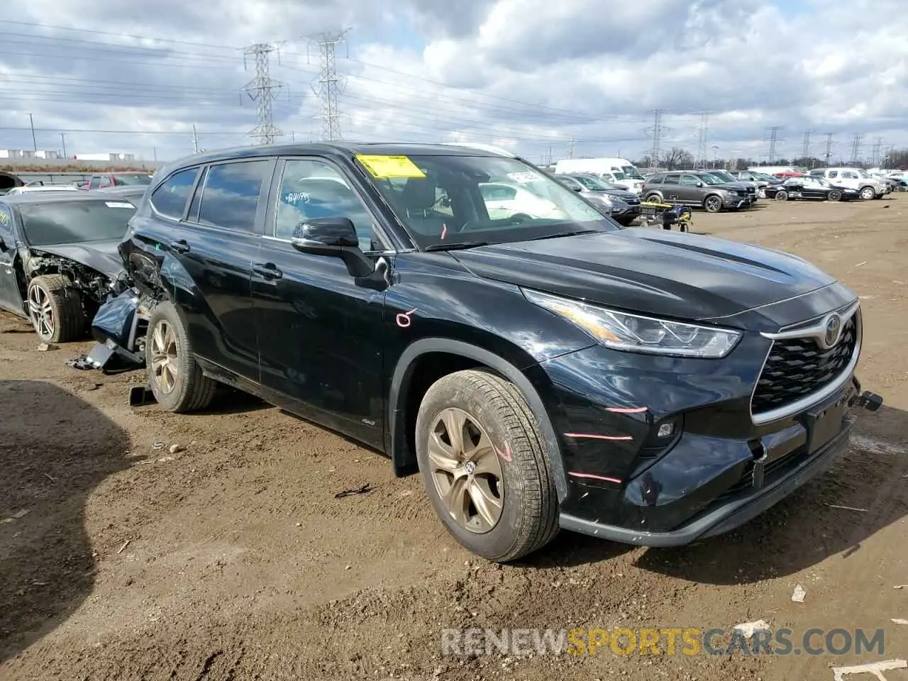4 Photograph of a damaged car 5TDABRCH5PS119531 TOYOTA HIGHLANDER 2023