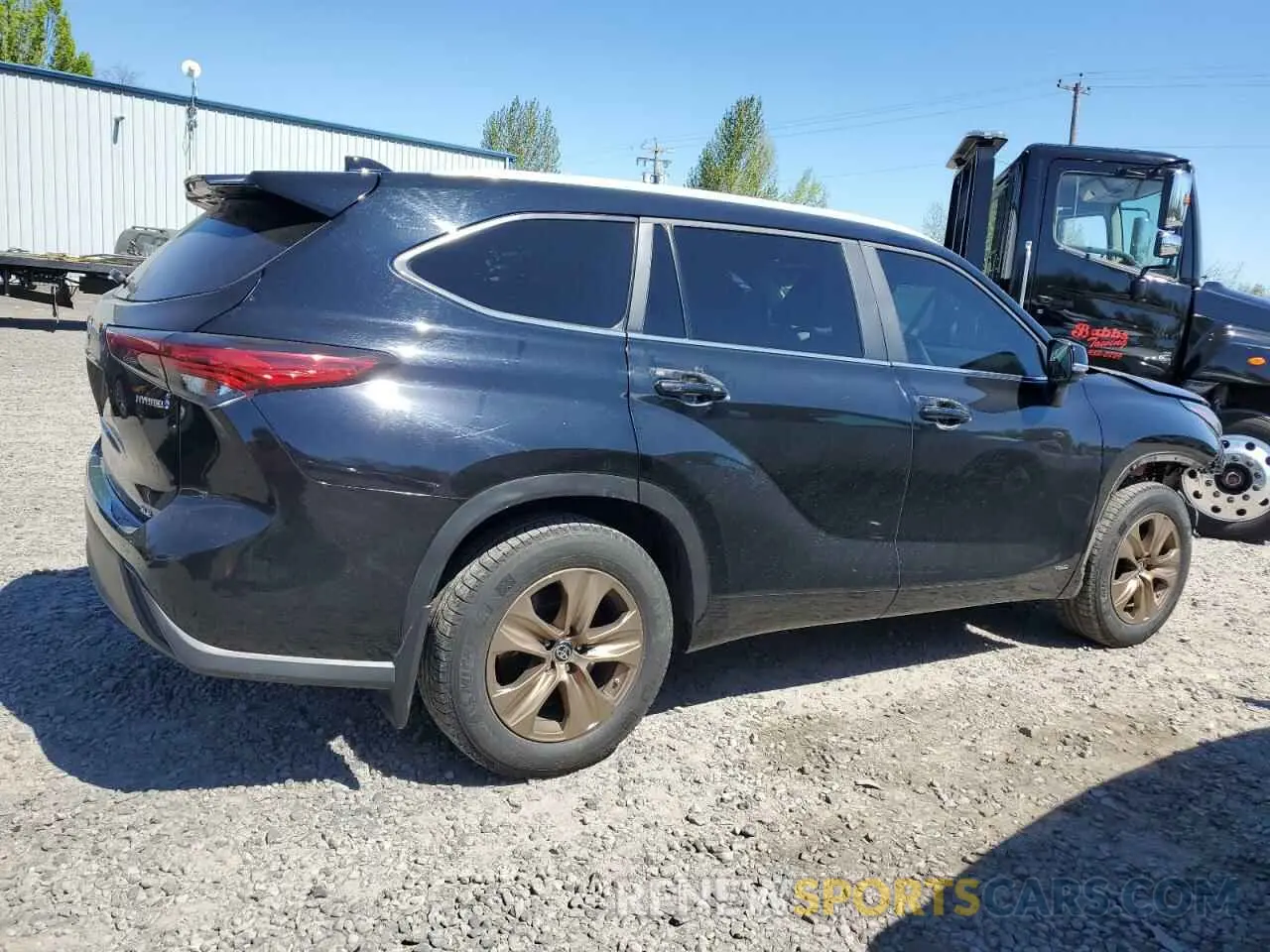 3 Photograph of a damaged car 5TDABRCH5PS602677 TOYOTA HIGHLANDER 2023