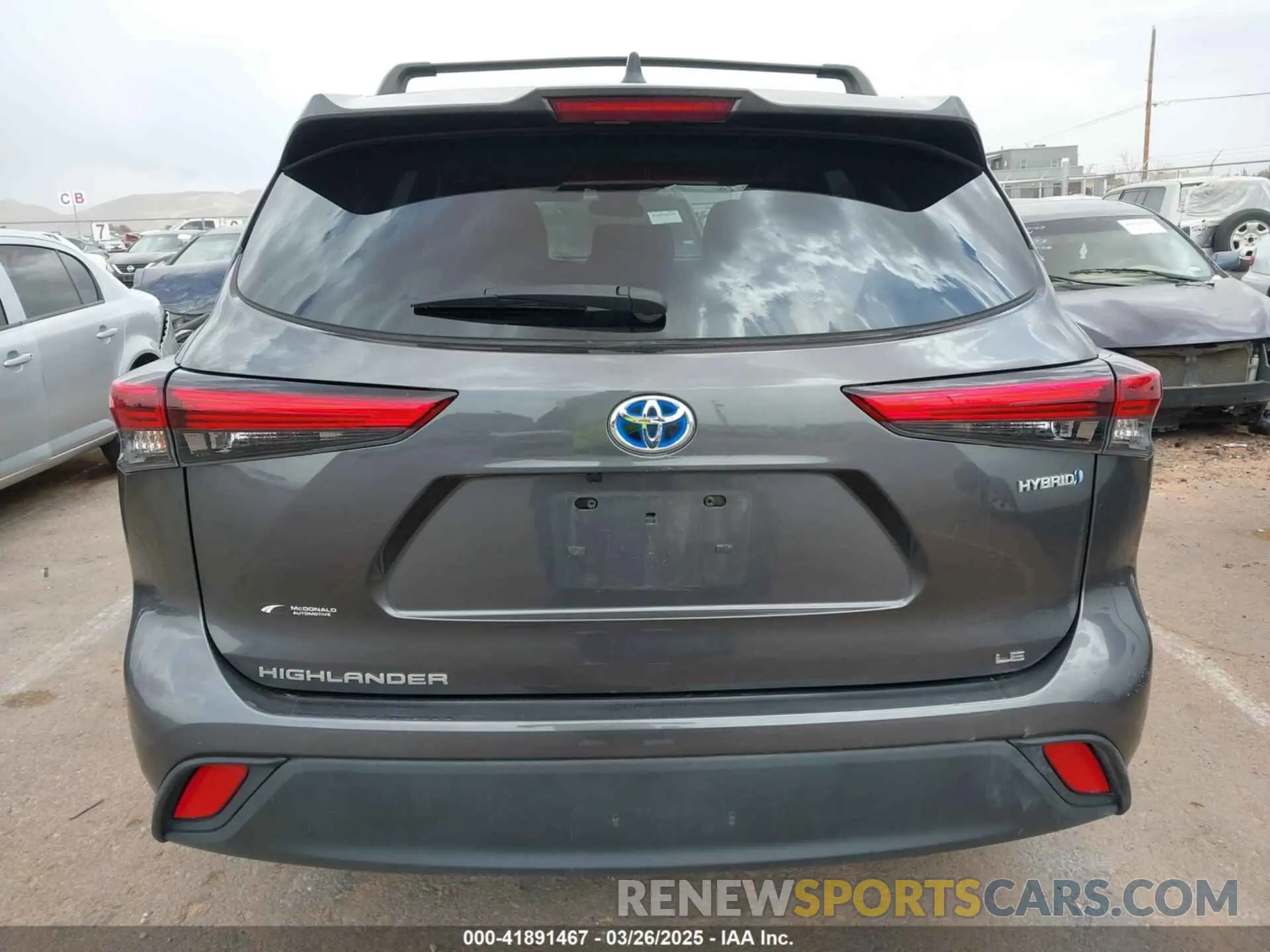 16 Photograph of a damaged car 5TDBBRCH2PS108846 TOYOTA HIGHLANDER 2023