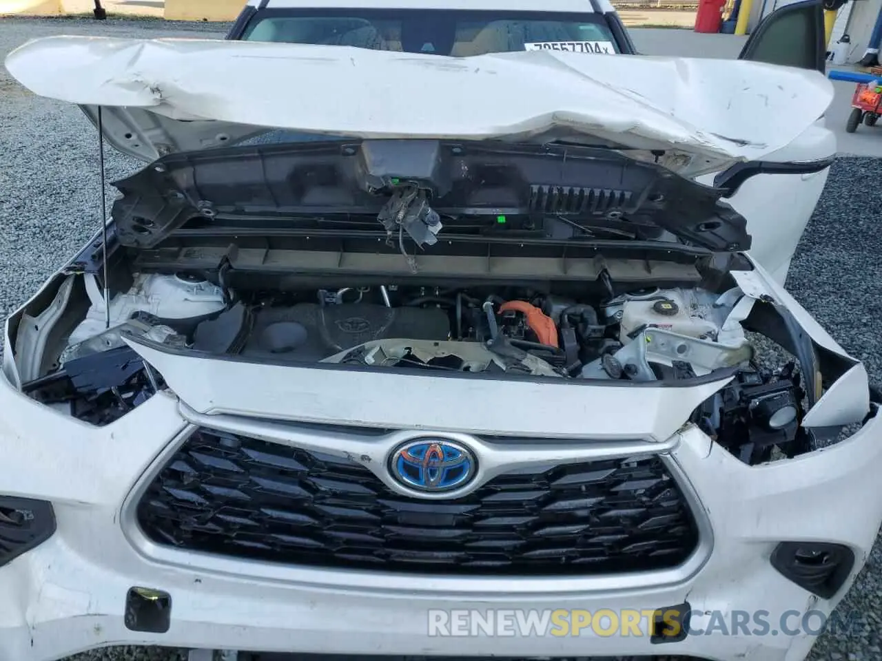 13 Photograph of a damaged car 5TDBBRCH4PS109142 TOYOTA HIGHLANDER 2023