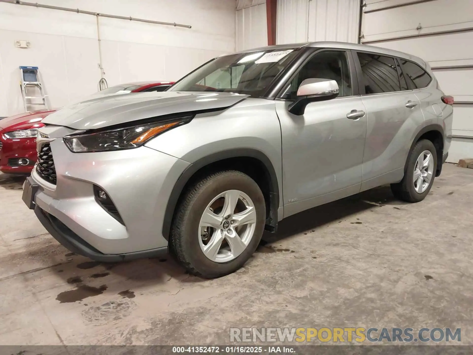 2 Photograph of a damaged car 5TDBBRCH7PS570304 TOYOTA HIGHLANDER 2023