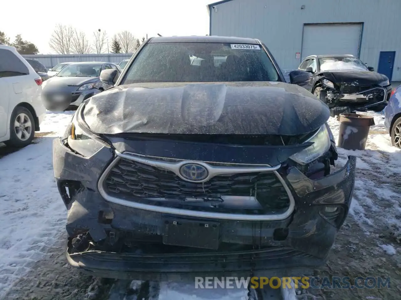5 Photograph of a damaged car 5TDBBRCHXPS113549 TOYOTA HIGHLANDER 2023