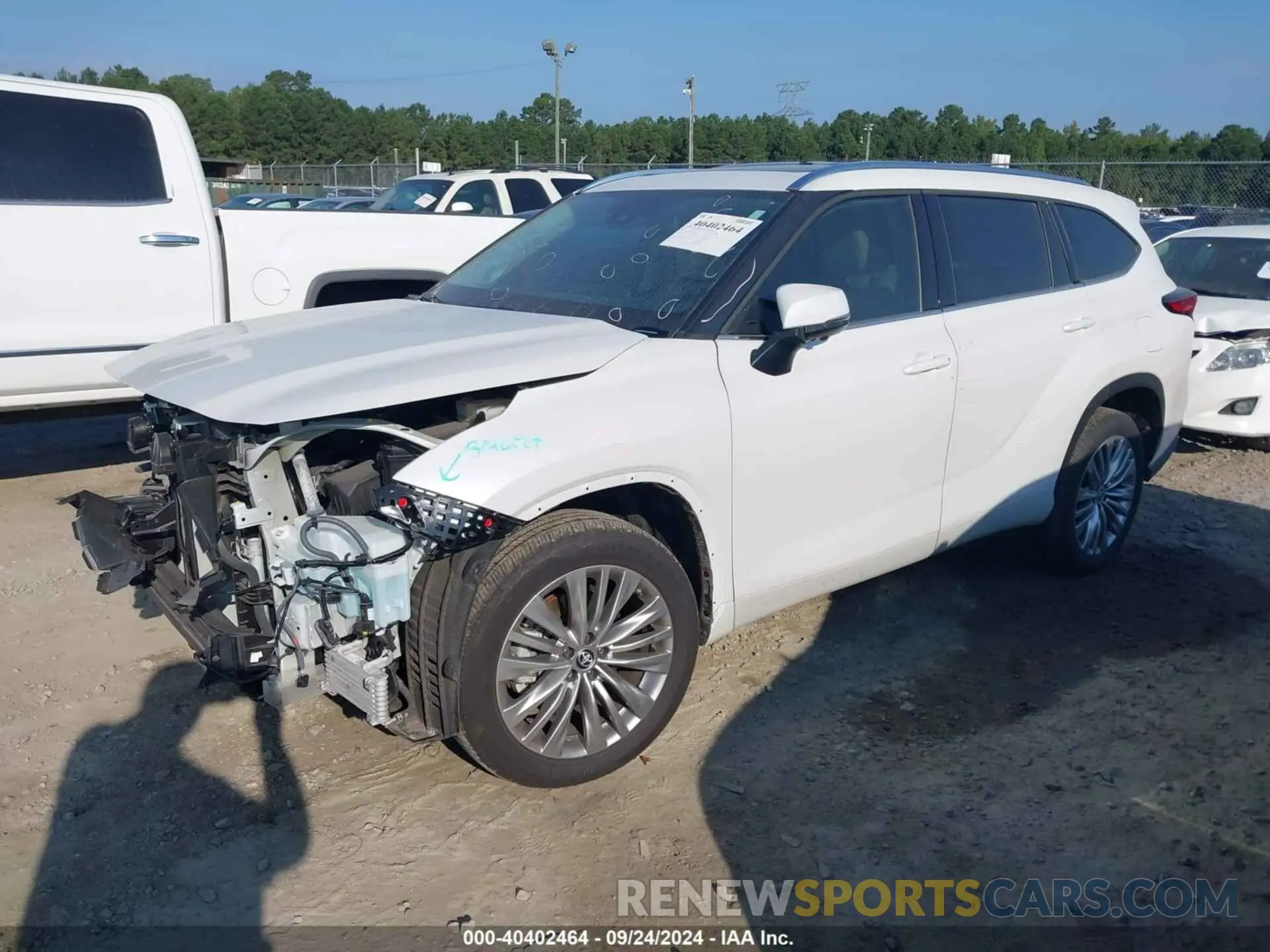 2 Photograph of a damaged car 5TDFARAH7PS527184 TOYOTA HIGHLANDER 2023