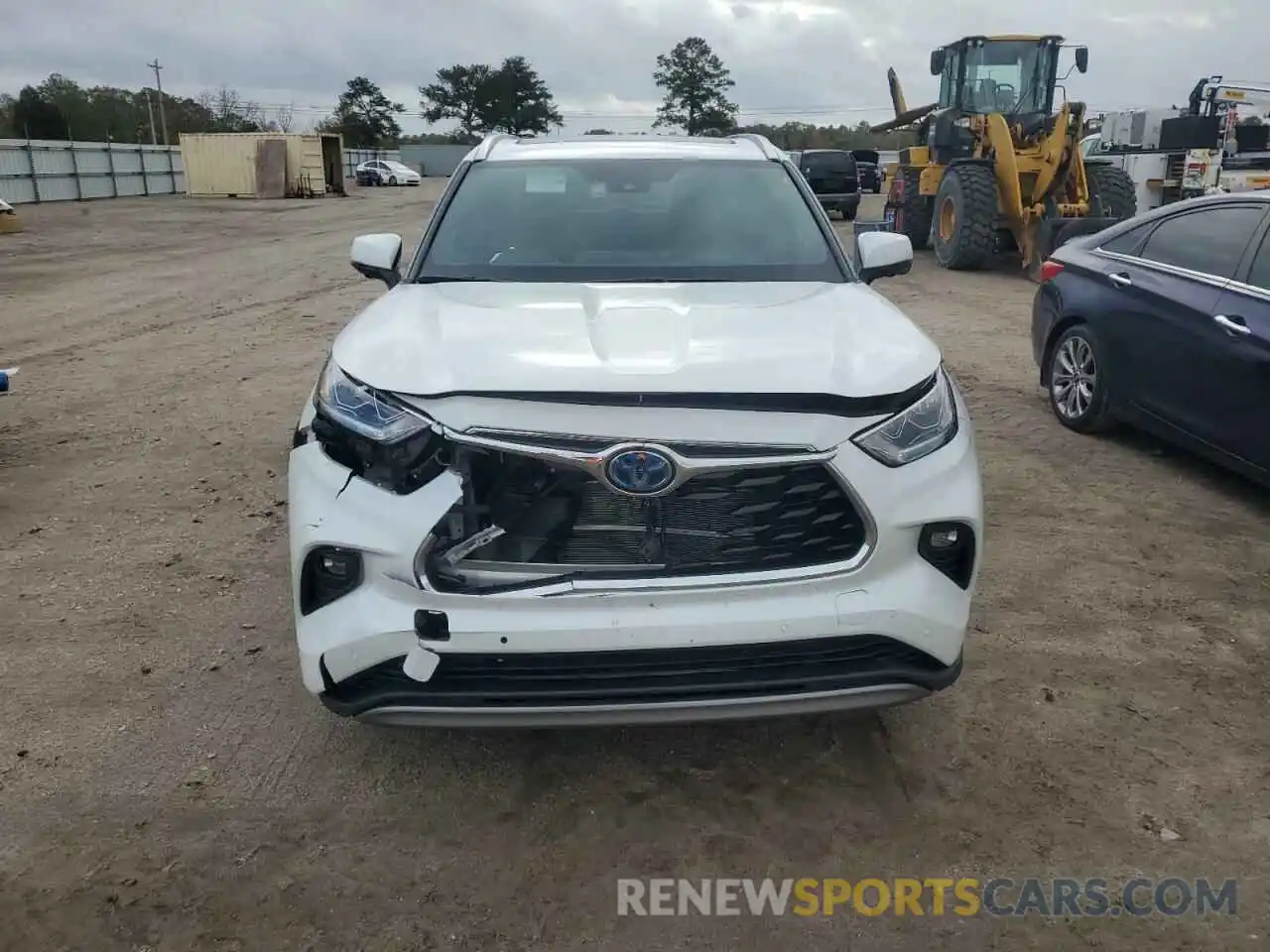 5 Photograph of a damaged car 5TDFARAH9PS021369 TOYOTA HIGHLANDER 2023