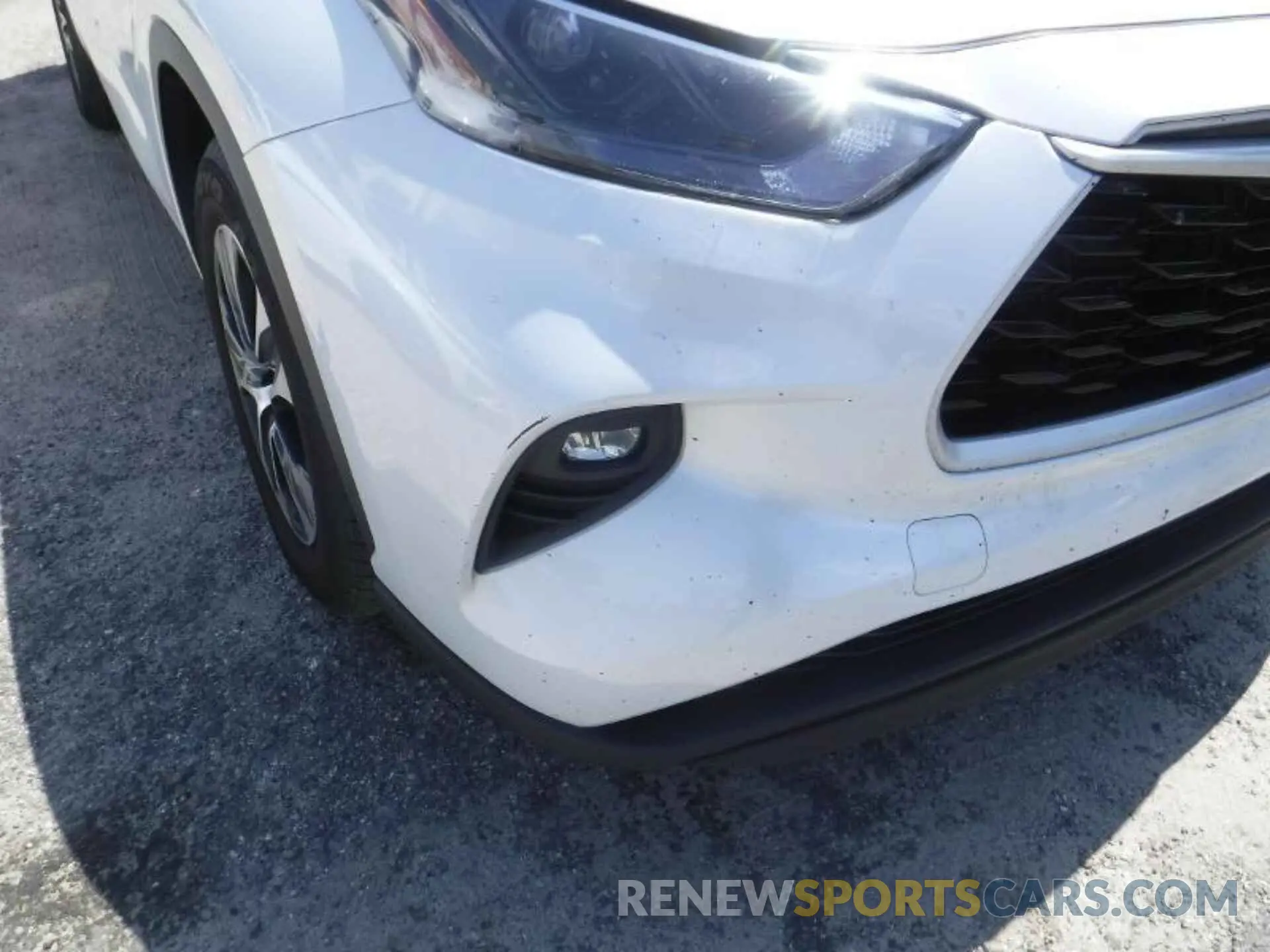 18 Photograph of a damaged car 5TDKARAH9PS518825 TOYOTA HIGHLANDER 2023
