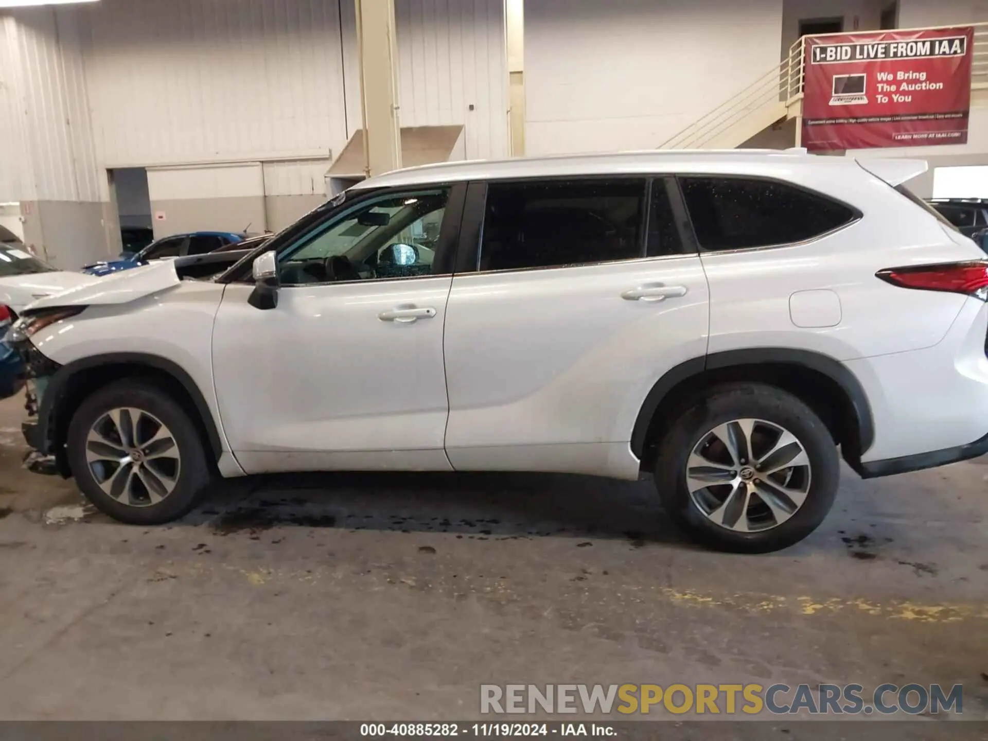 15 Photograph of a damaged car 5TDKARAH9PS519179 TOYOTA HIGHLANDER 2023