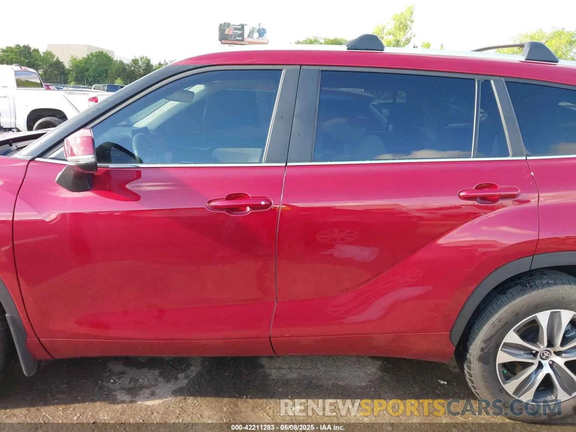 15 Photograph of a damaged car 5TDKARAH9PS520655 TOYOTA HIGHLANDER 2023
