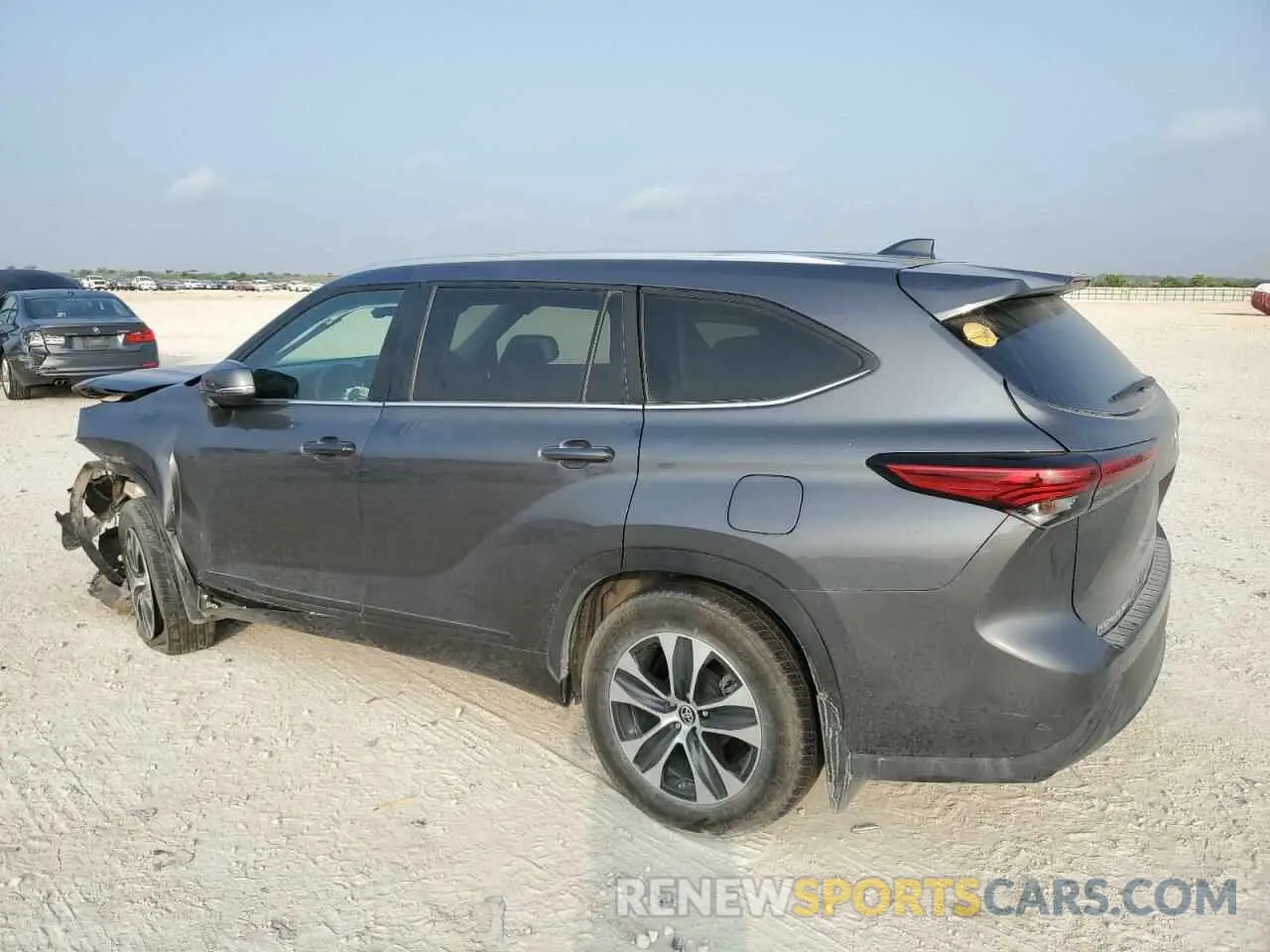 2 Photograph of a damaged car 5TDKARAHXPS018902 TOYOTA HIGHLANDER 2023