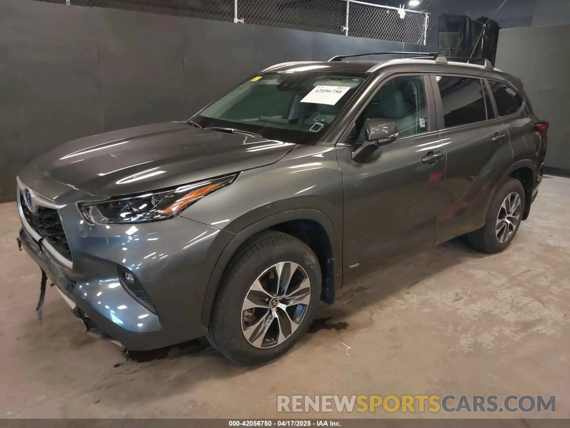 2 Photograph of a damaged car 5TDKBRCH0PS568989 TOYOTA HIGHLANDER 2023