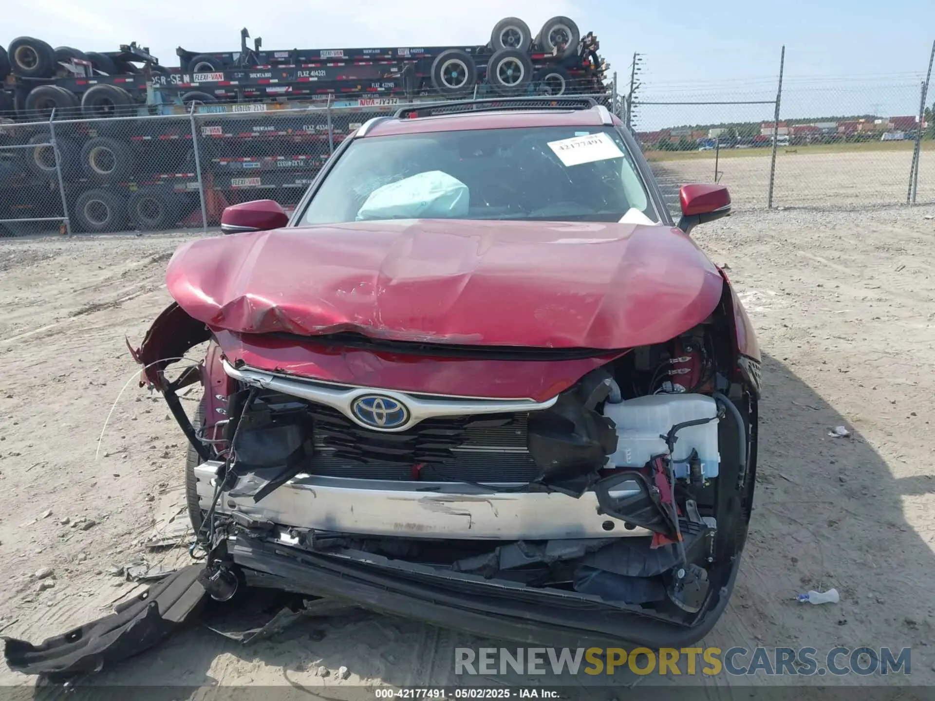 12 Photograph of a damaged car 5TDKBRCH1PS599281 TOYOTA HIGHLANDER 2023