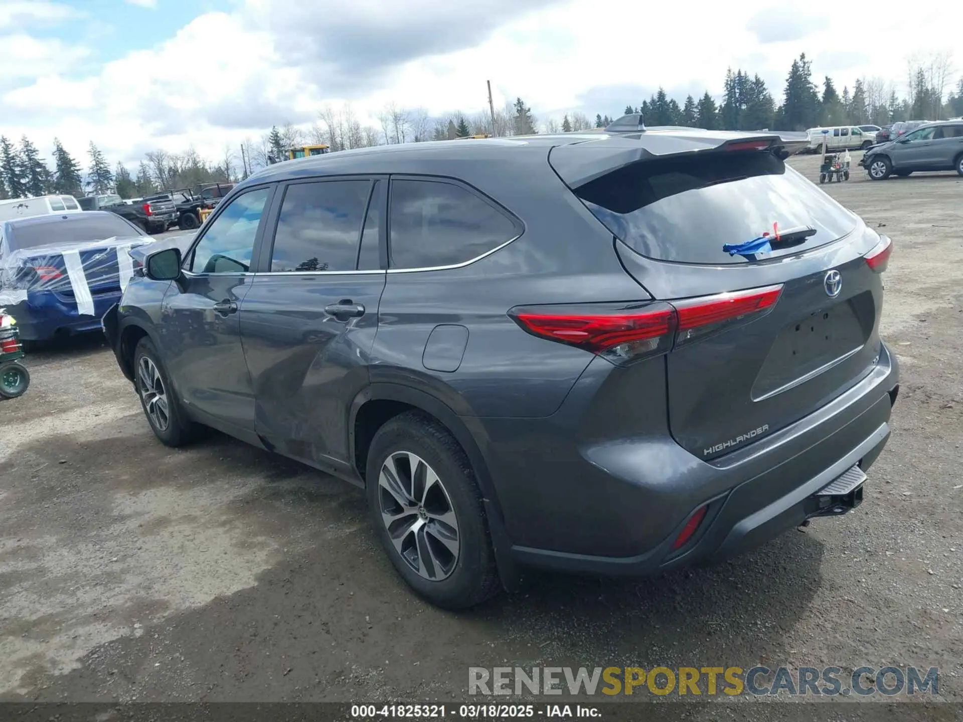 3 Photograph of a damaged car 5TDKBRCH2PS122939 TOYOTA HIGHLANDER 2023