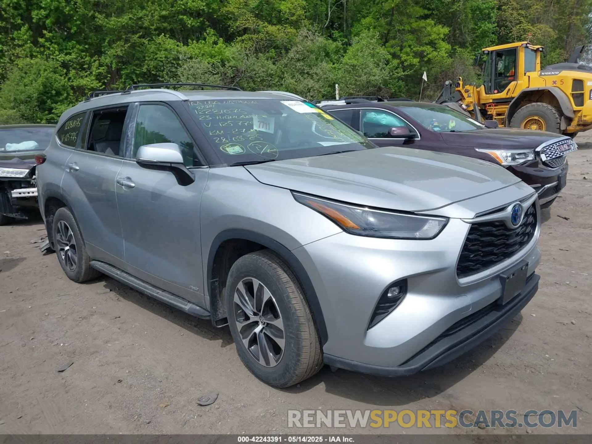 1 Photograph of a damaged car 5TDKBRCH2PS125775 TOYOTA HIGHLANDER 2023
