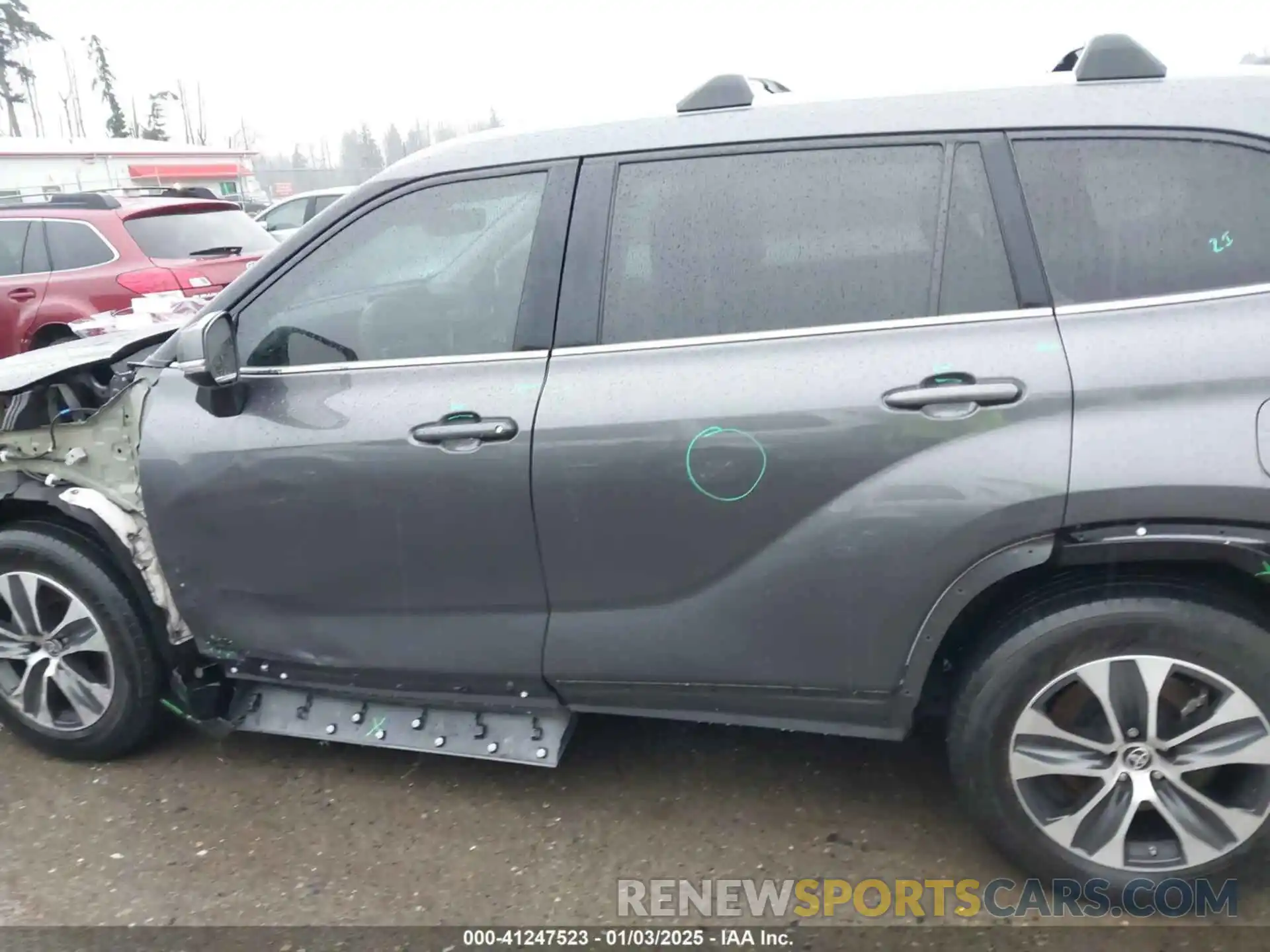 15 Photograph of a damaged car 5TDKBRCH3PS579565 TOYOTA HIGHLANDER 2023