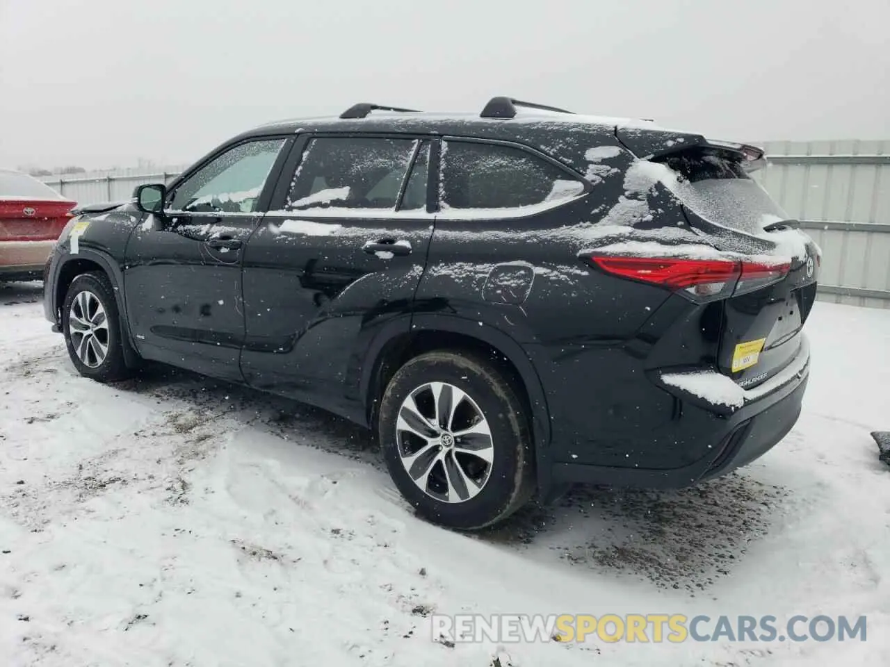 2 Photograph of a damaged car 5TDKBRCH3PS581378 TOYOTA HIGHLANDER 2023