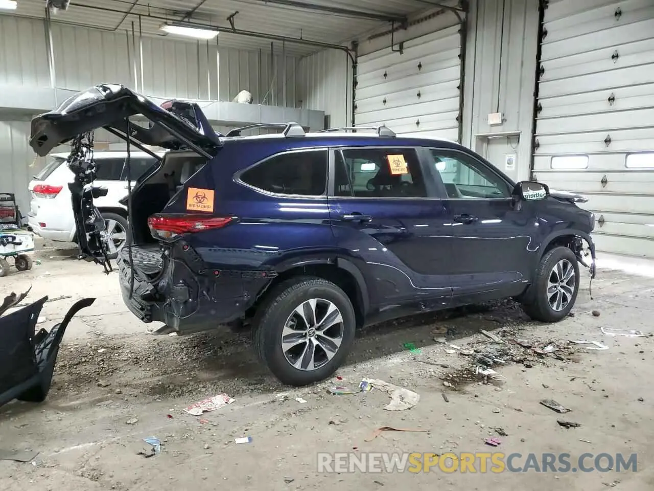 3 Photograph of a damaged car 5TDKBRCH4PS117788 TOYOTA HIGHLANDER 2023