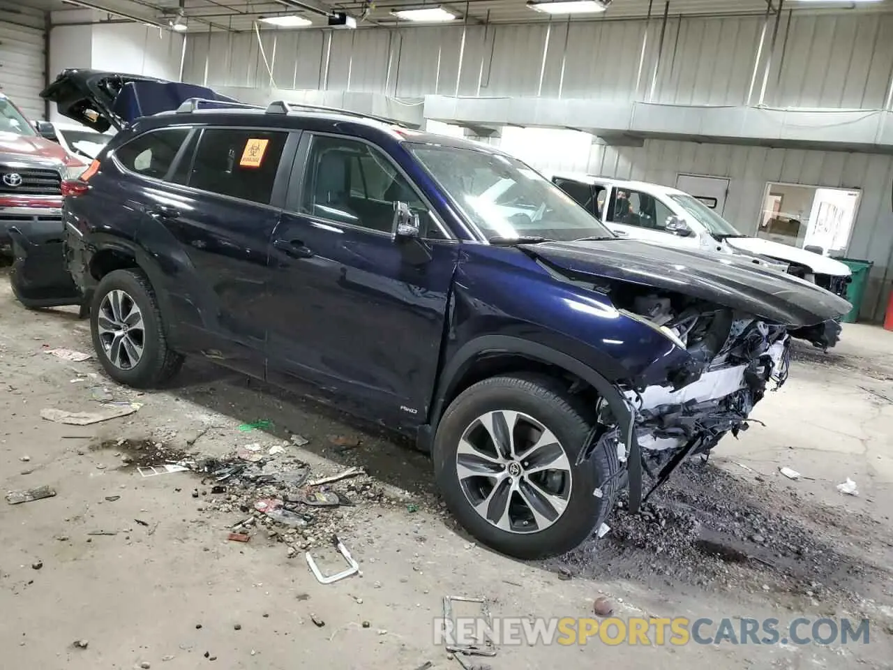 4 Photograph of a damaged car 5TDKBRCH4PS117788 TOYOTA HIGHLANDER 2023