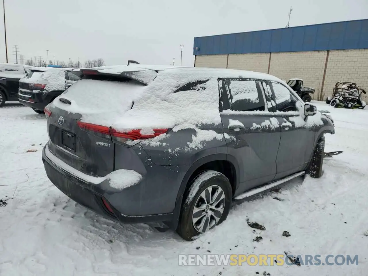 3 Photograph of a damaged car 5TDKBRCH6PS583609 TOYOTA HIGHLANDER 2023