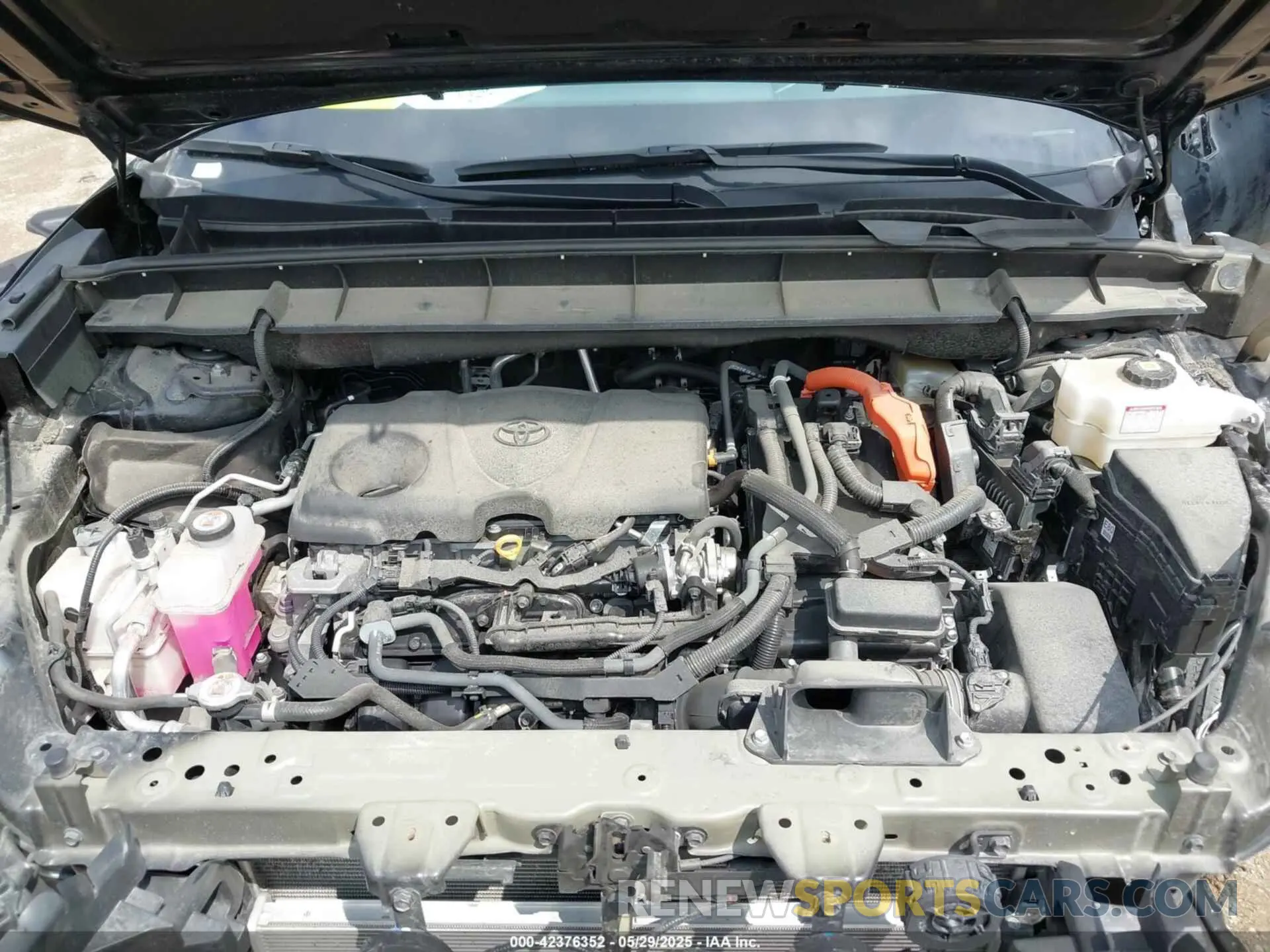 10 Photograph of a damaged car 5TDKBRCHXPS576629 TOYOTA HIGHLANDER 2023