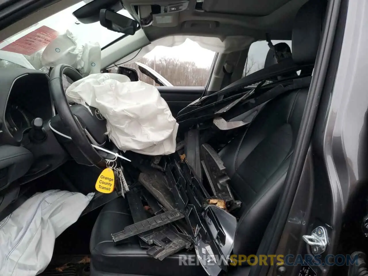 7 Photograph of a damaged car 5TDKBRCHXPS582057 TOYOTA HIGHLANDER 2023