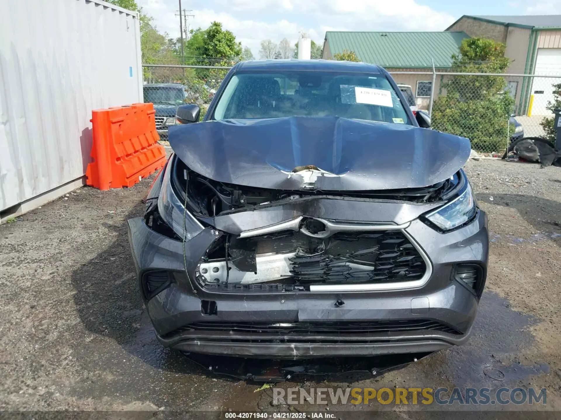 12 Photograph of a damaged car 5TDKDRAH0PS004630 TOYOTA HIGHLANDER 2023