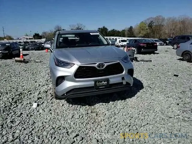 12 Photograph of a damaged car 5TDKDRAH0PS005356 TOYOTA HIGHLANDER 2023