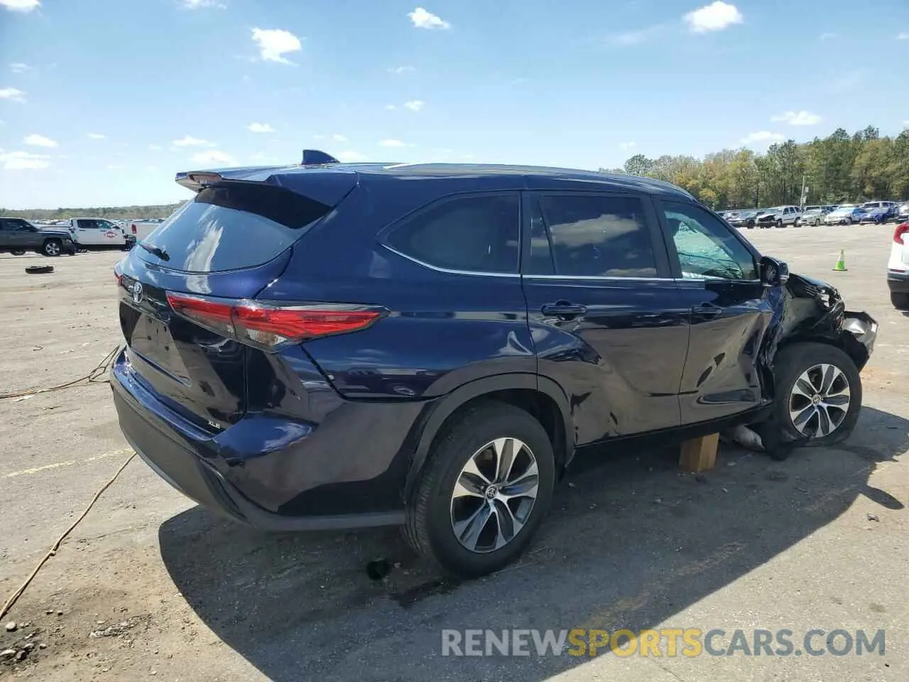 3 Photograph of a damaged car 5TDKDRAH0PS010055 TOYOTA HIGHLANDER 2023
