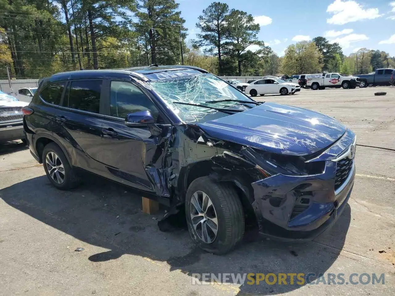 4 Photograph of a damaged car 5TDKDRAH0PS010055 TOYOTA HIGHLANDER 2023