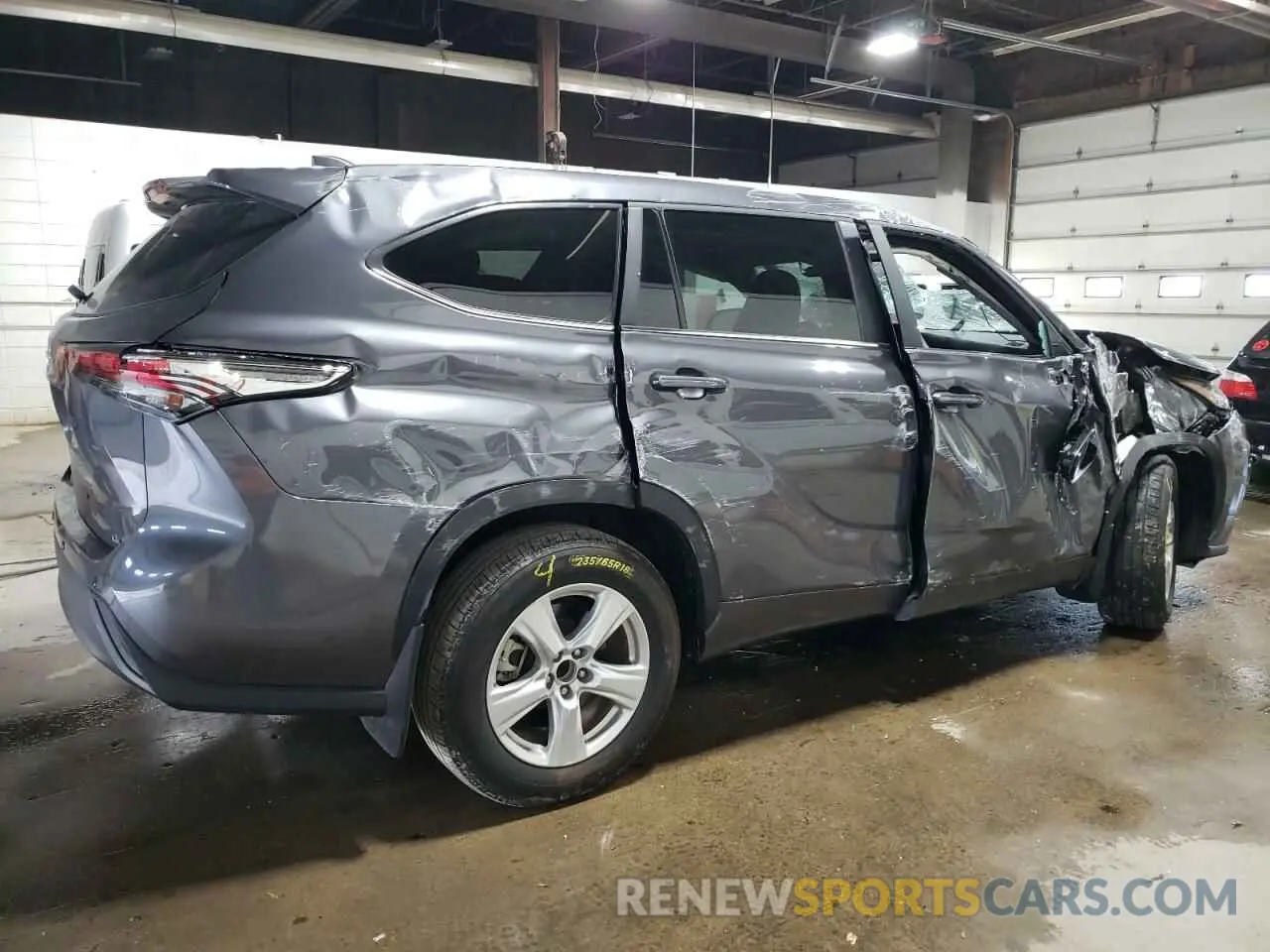 3 Photograph of a damaged car 5TDKDRAH0PS018883 TOYOTA HIGHLANDER 2023