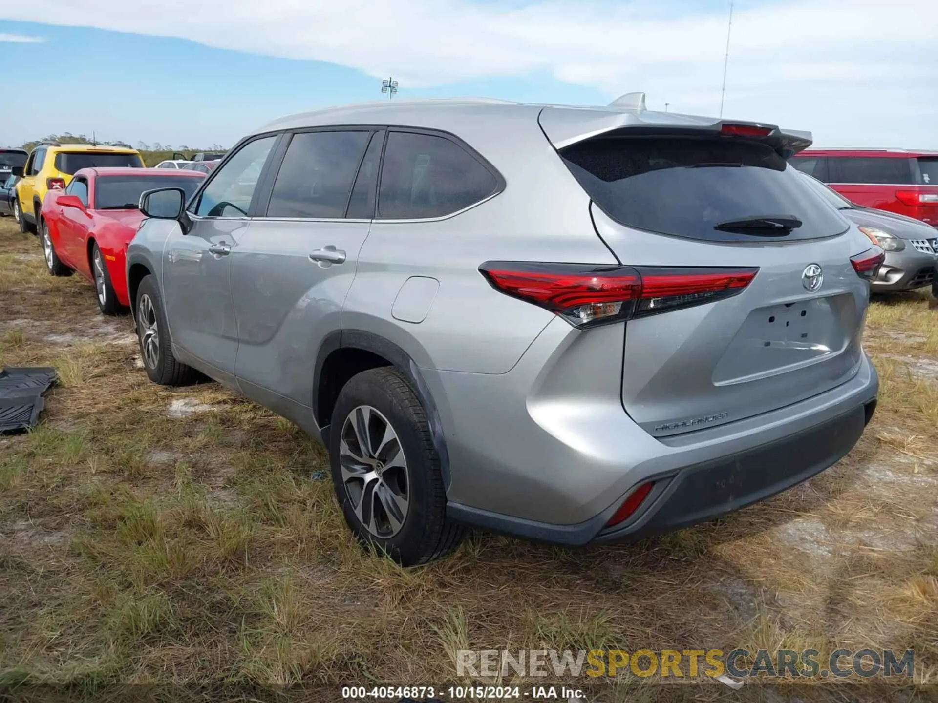 3 Photograph of a damaged car 5TDKDRAH0PS024862 TOYOTA HIGHLANDER 2023