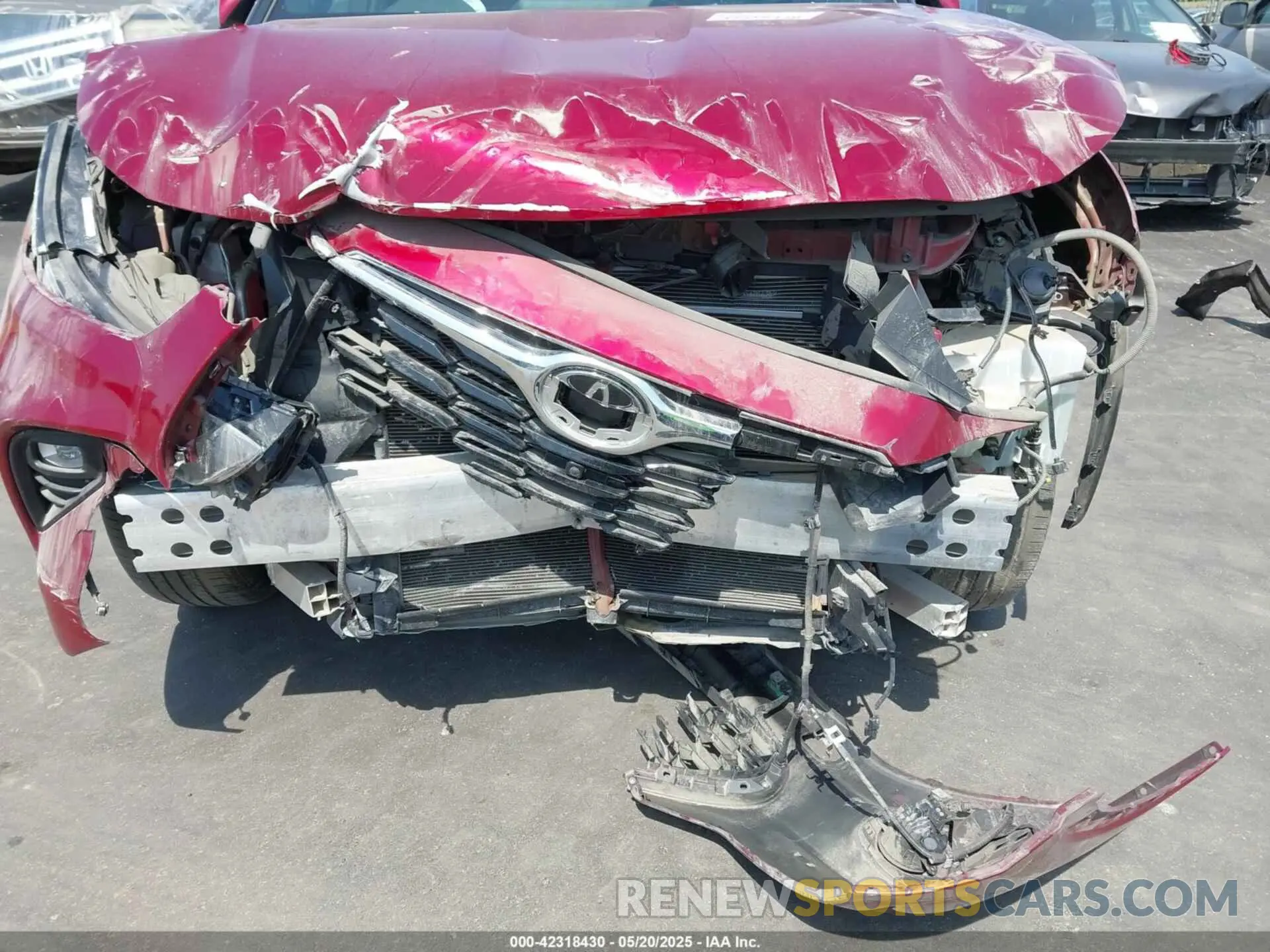 21 Photograph of a damaged car 5TDKDRAH0PS037708 TOYOTA HIGHLANDER 2023