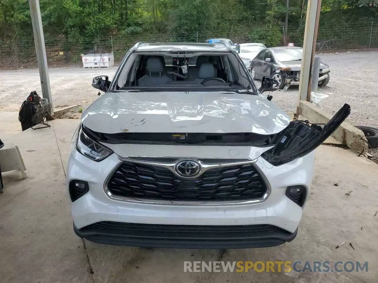 5 Photograph of a damaged car 5TDKDRAH0PS039765 TOYOTA HIGHLANDER 2023
