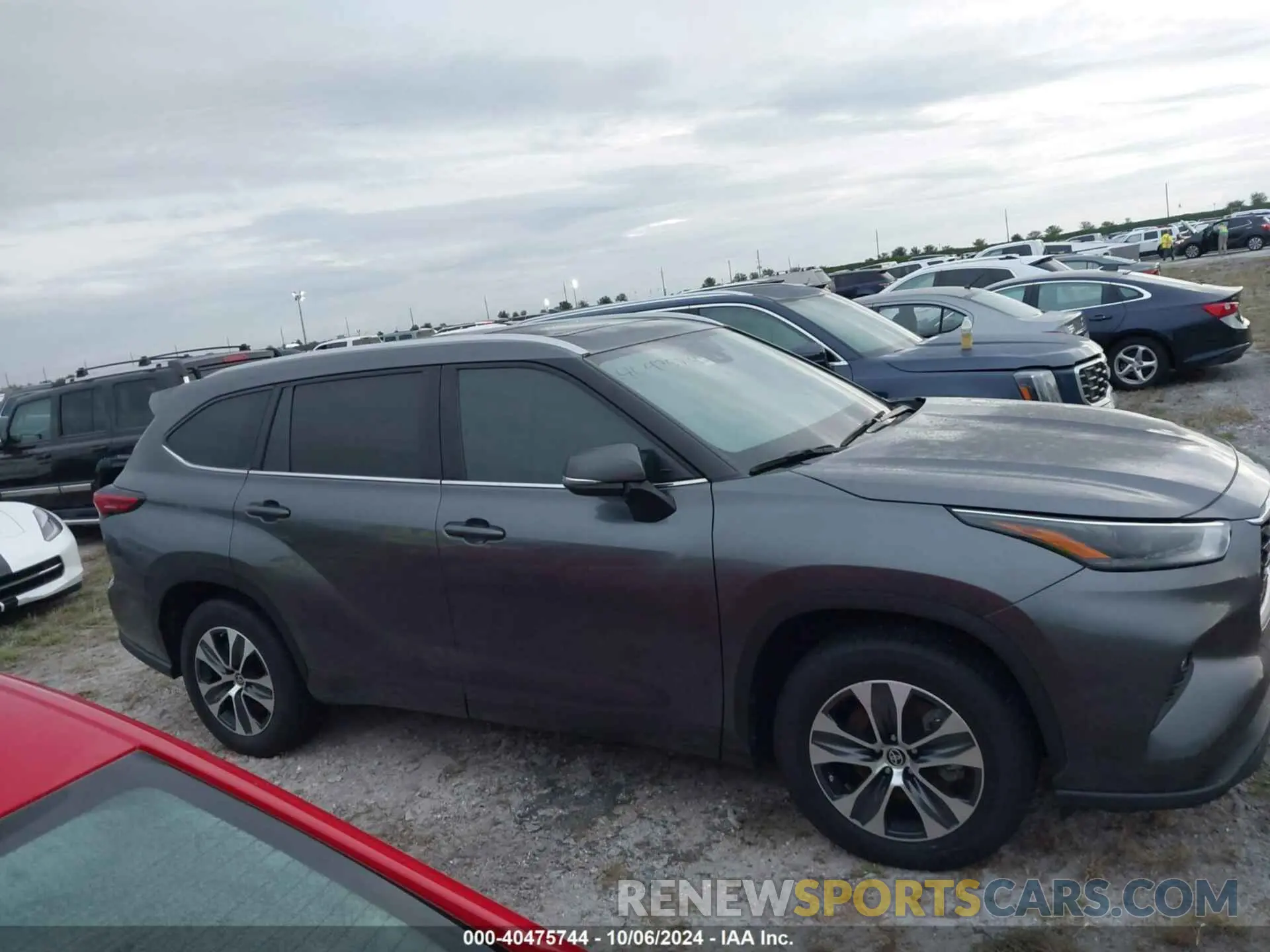 14 Photograph of a damaged car 5TDKDRAH0PS045226 TOYOTA HIGHLANDER 2023