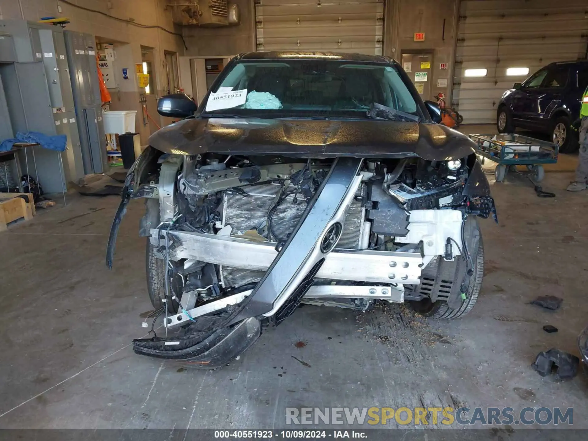 13 Photograph of a damaged car 5TDKDRAH0PS046893 TOYOTA HIGHLANDER 2023