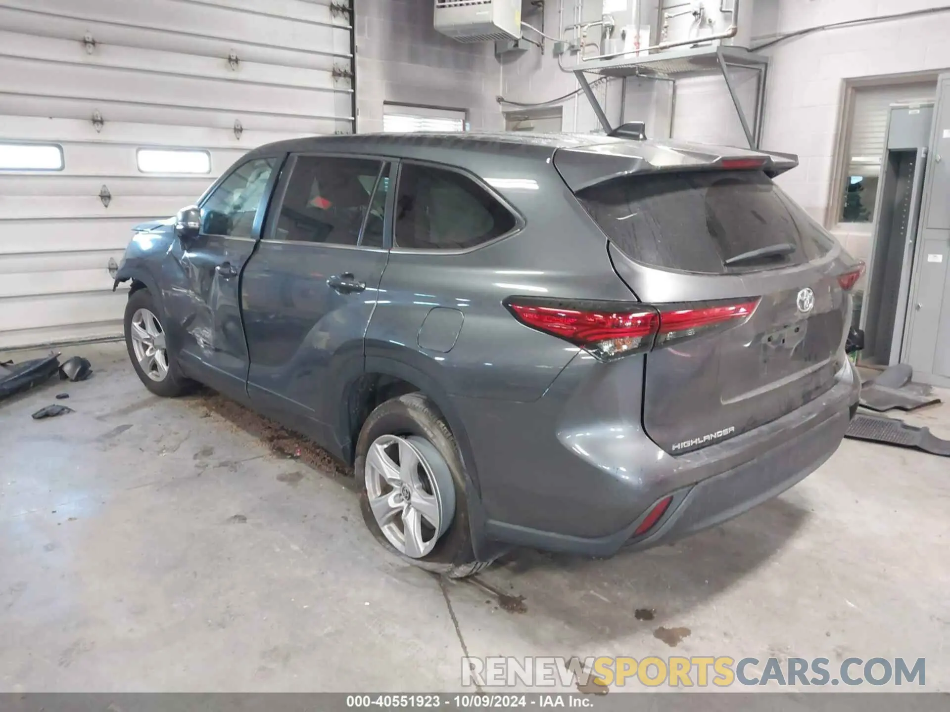 3 Photograph of a damaged car 5TDKDRAH0PS046893 TOYOTA HIGHLANDER 2023