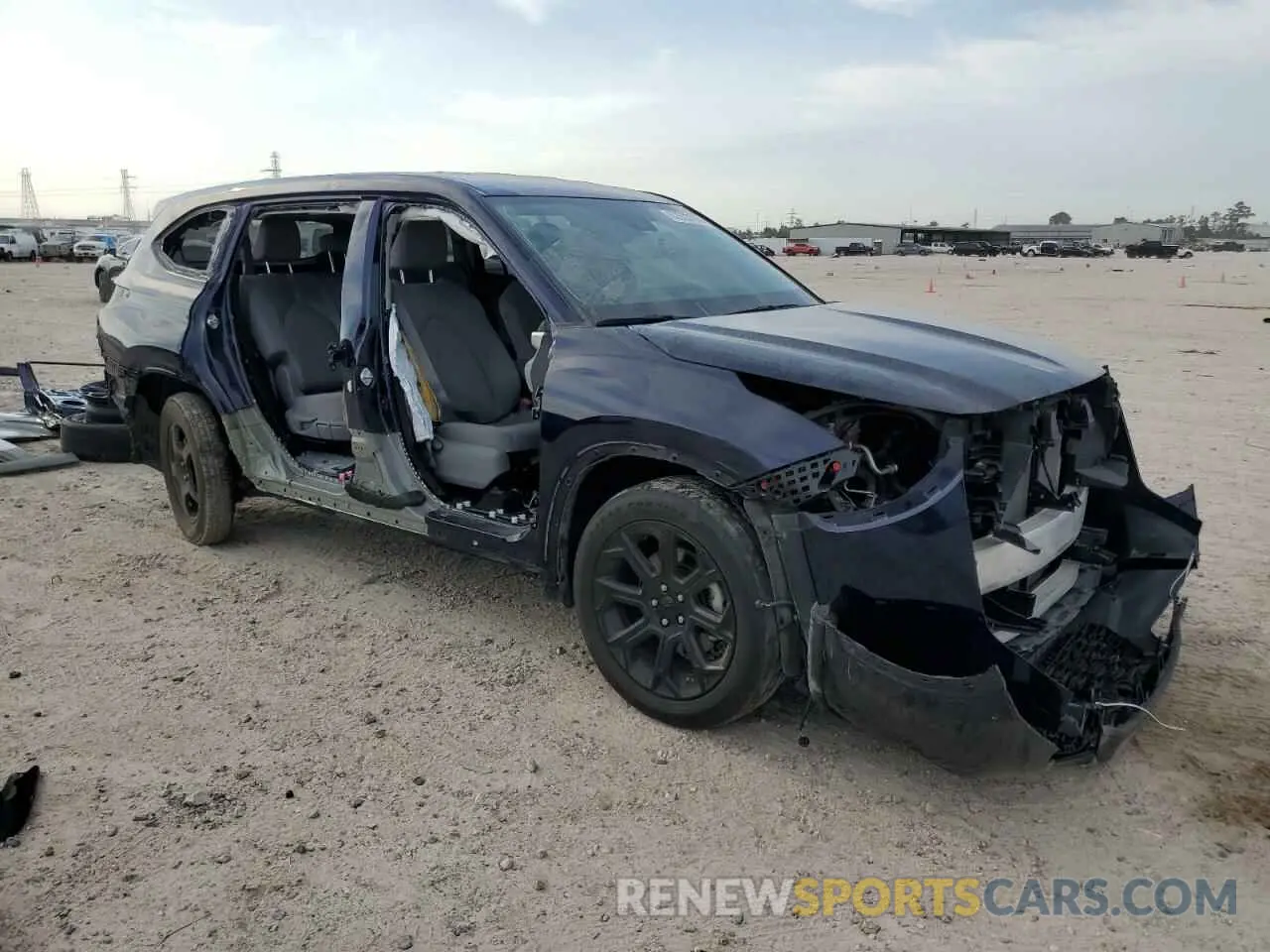 4 Photograph of a damaged car 5TDKDRAH0PS504108 TOYOTA HIGHLANDER 2023