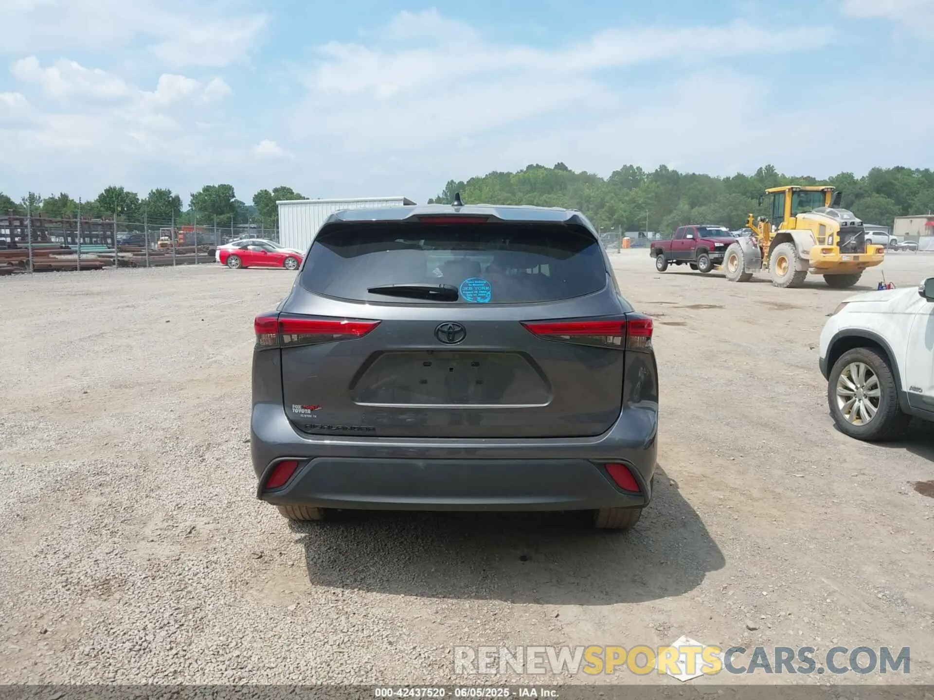 15 Photograph of a damaged car 5TDKDRAH1PS518177 TOYOTA HIGHLANDER 2023