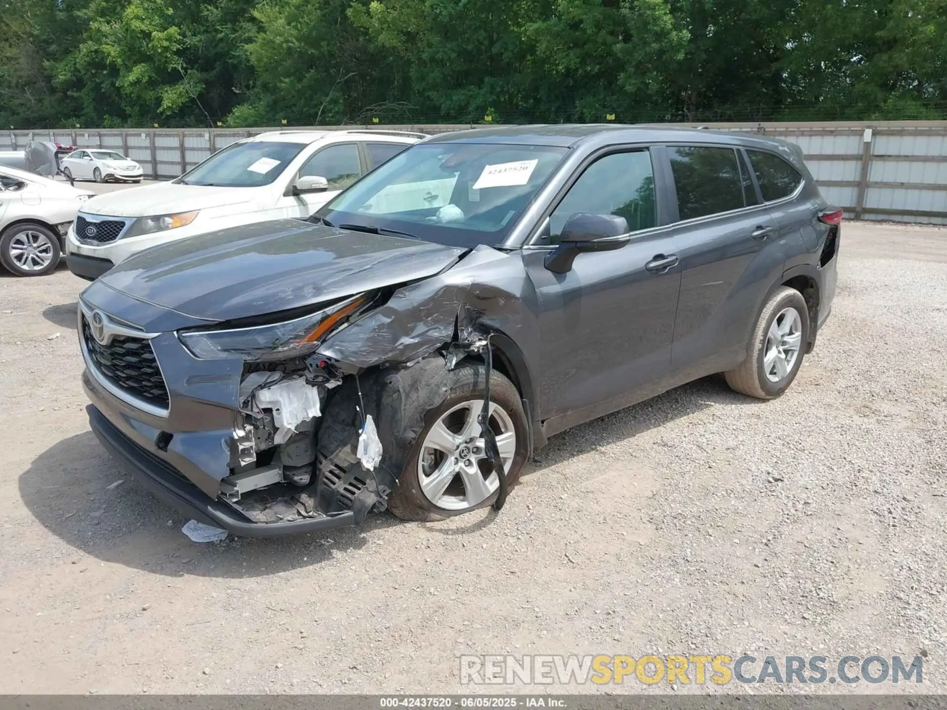 2 Photograph of a damaged car 5TDKDRAH1PS518177 TOYOTA HIGHLANDER 2023
