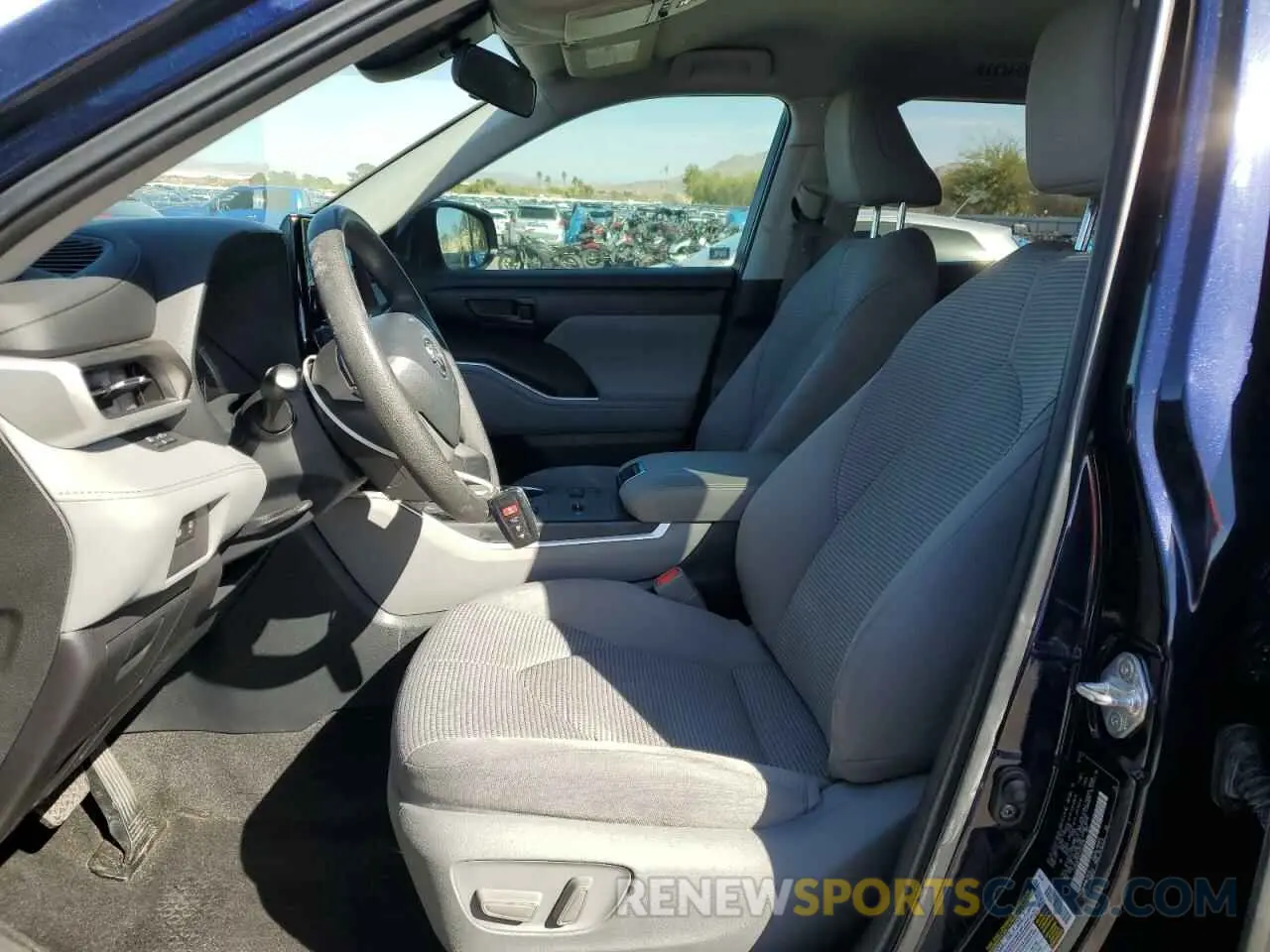 7 Photograph of a damaged car 5TDKDRAH2PS002295 TOYOTA HIGHLANDER 2023