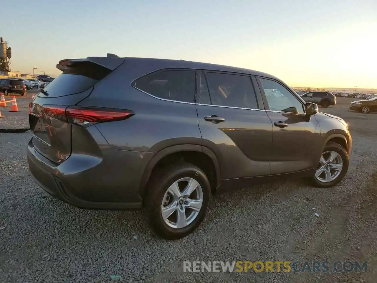 3 Photograph of a damaged car 5TDKDRAH2PS021428 TOYOTA HIGHLANDER 2023