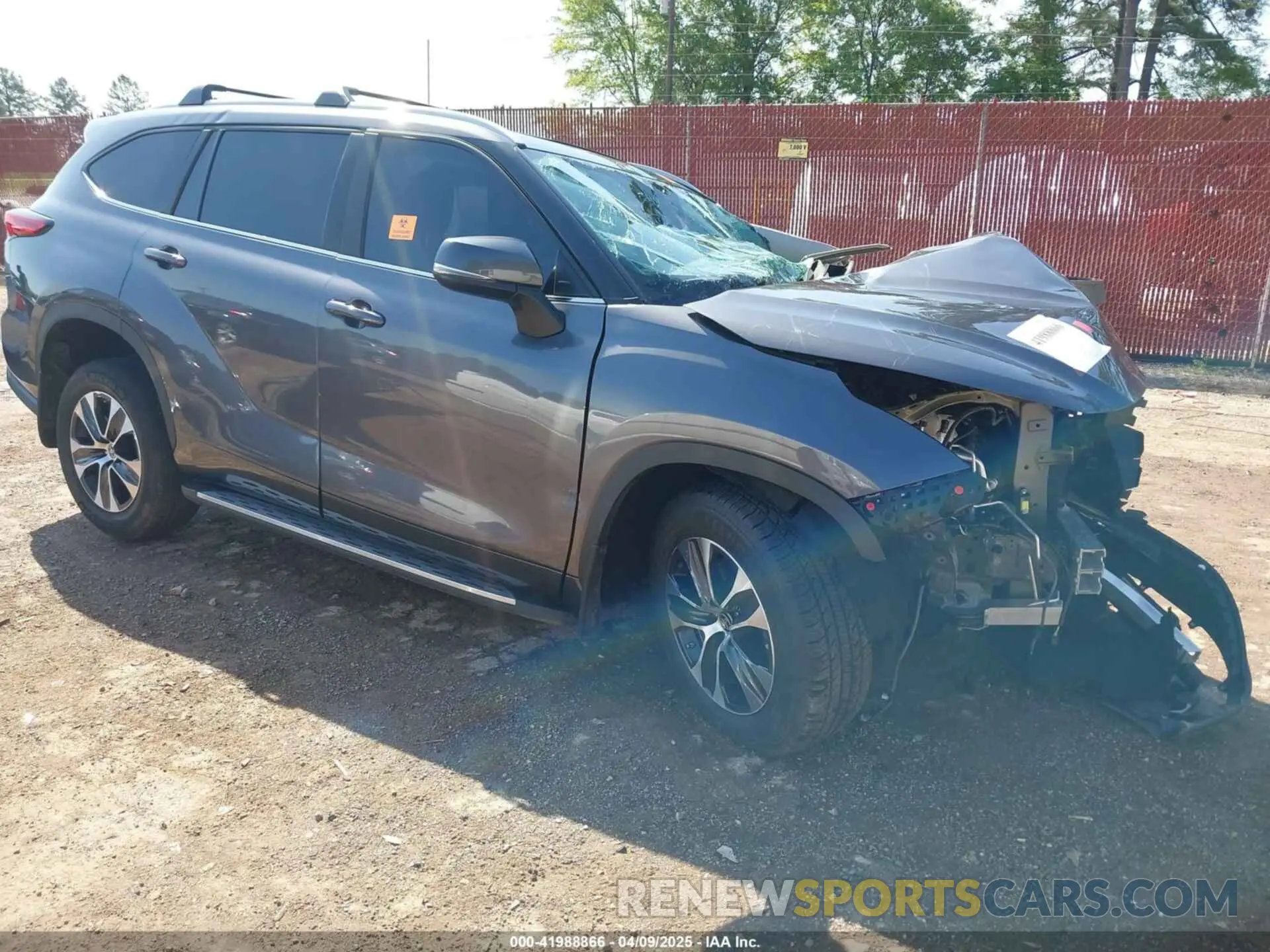 1 Photograph of a damaged car 5TDKDRAH2PS045857 TOYOTA HIGHLANDER 2023
