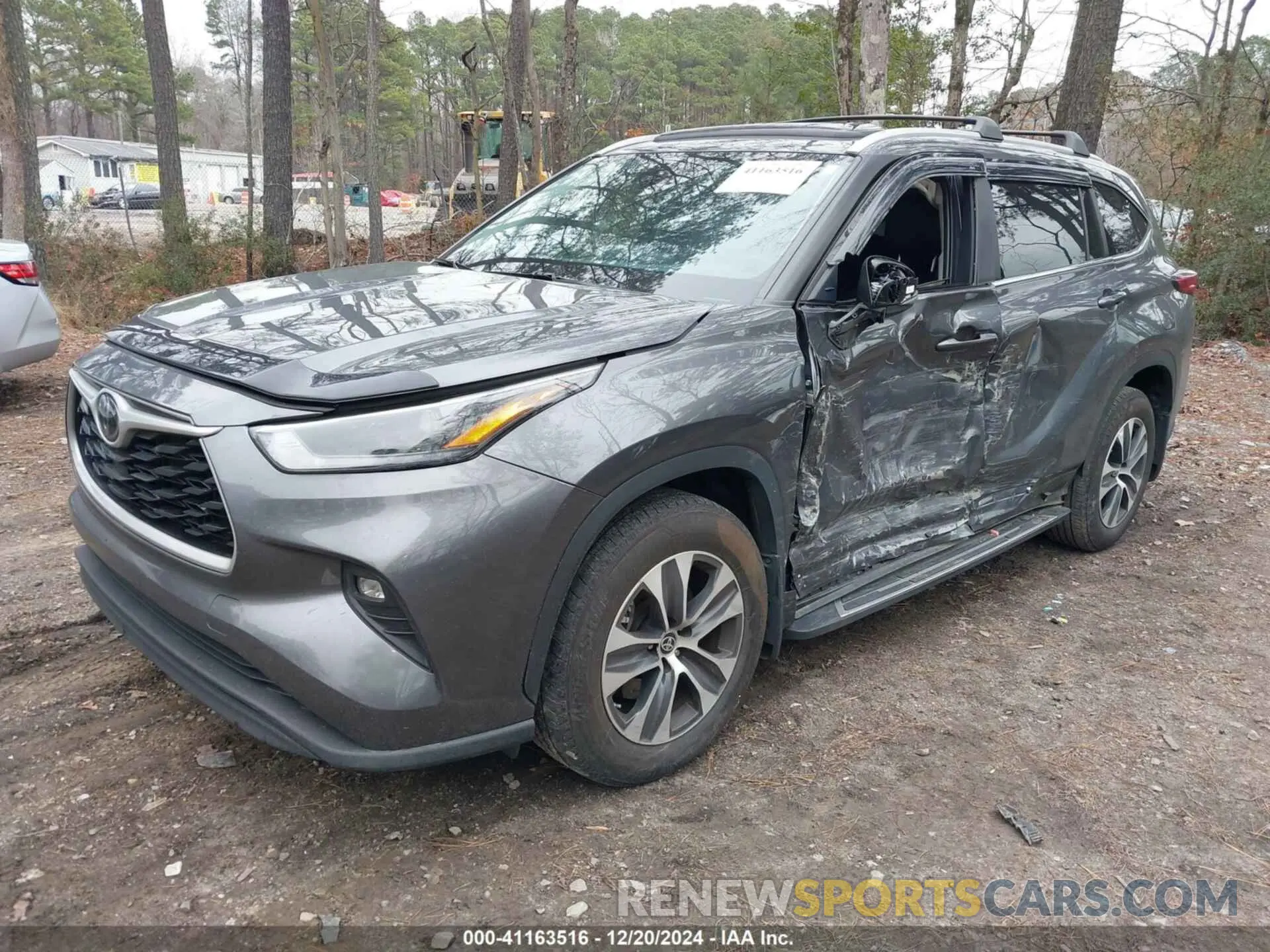2 Photograph of a damaged car 5TDKDRAH2PS520486 TOYOTA HIGHLANDER 2023