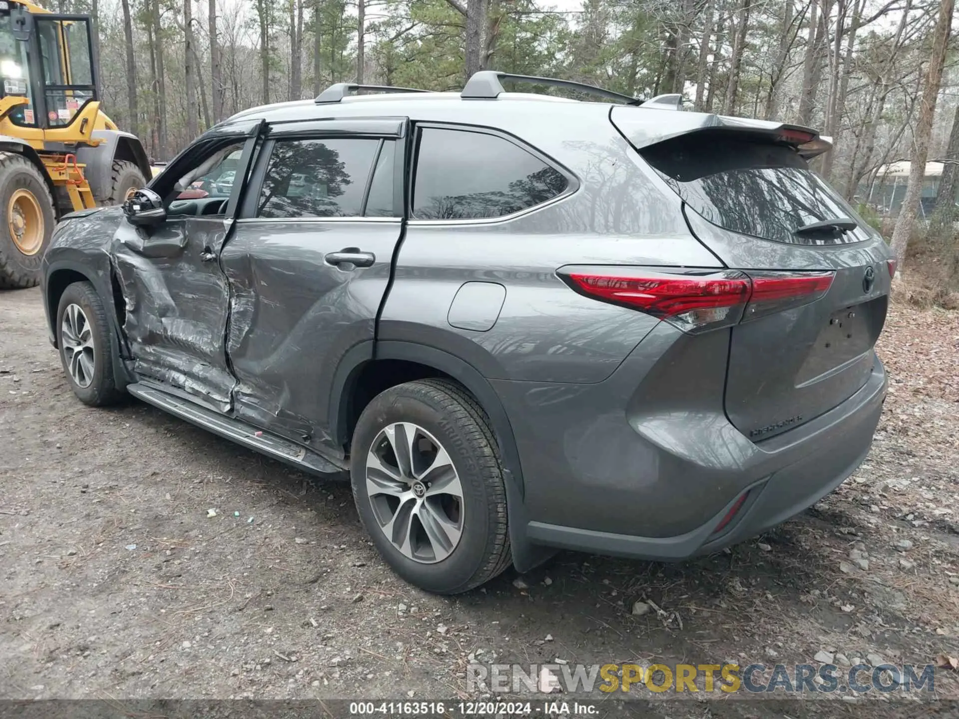 3 Photograph of a damaged car 5TDKDRAH2PS520486 TOYOTA HIGHLANDER 2023