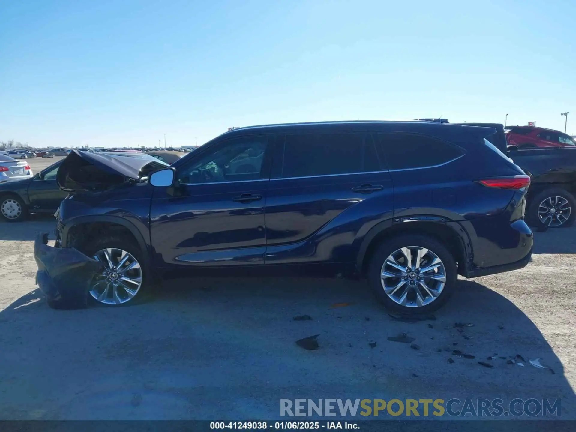14 Photograph of a damaged car 5TDKDRAH3PS006839 TOYOTA HIGHLANDER 2023
