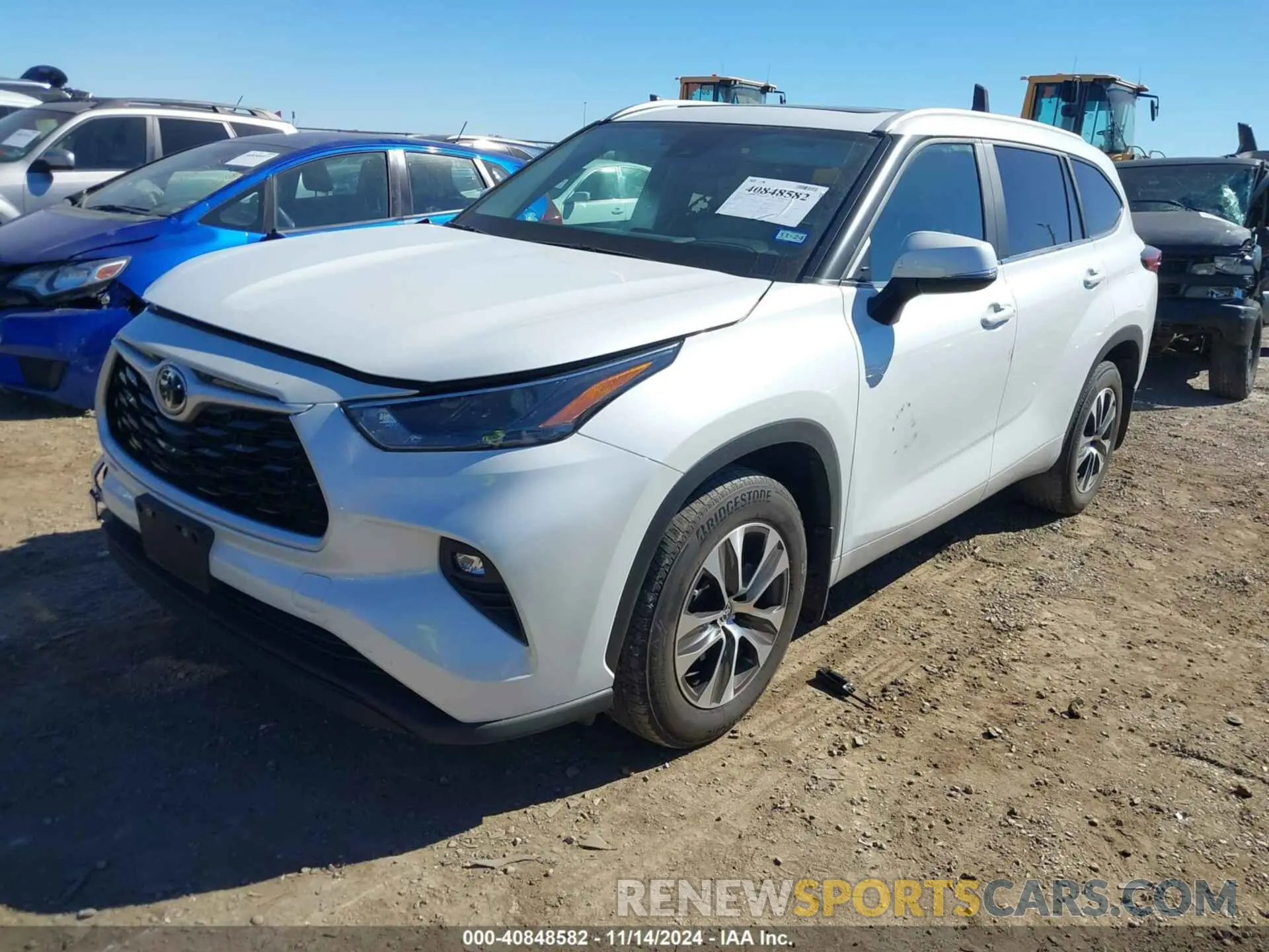 2 Photograph of a damaged car 5TDKDRAH3PS007392 TOYOTA HIGHLANDER 2023