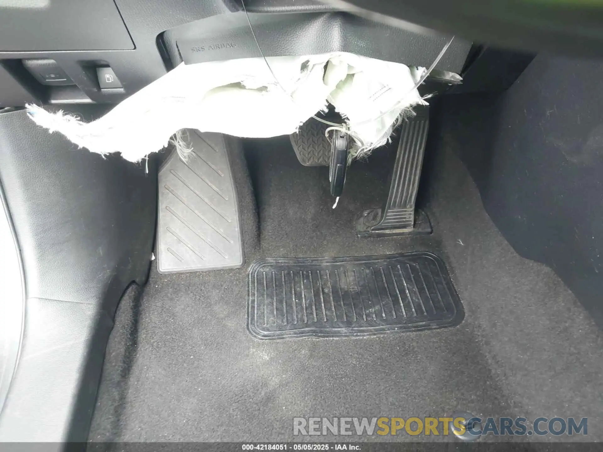 11 Photograph of a damaged car 5TDKDRAH3PS013161 TOYOTA HIGHLANDER 2023