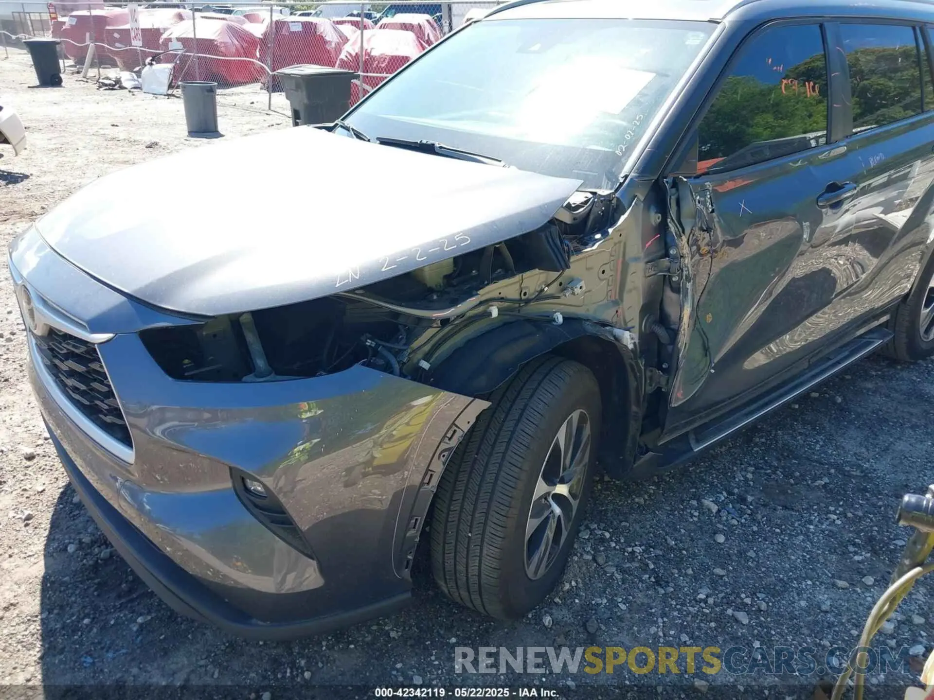 6 Photograph of a damaged car 5TDKDRAH3PS022619 TOYOTA HIGHLANDER 2023