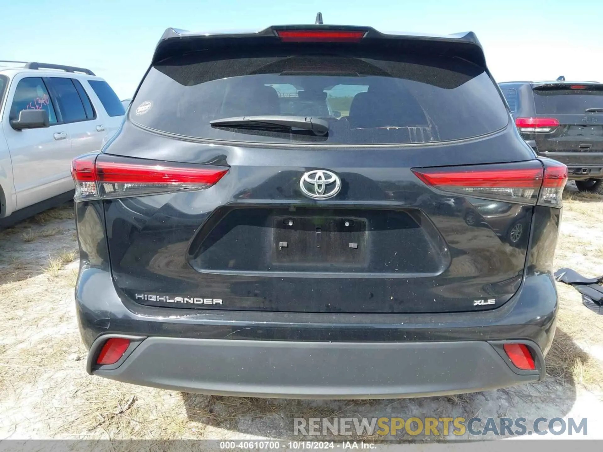 15 Photograph of a damaged car 5TDKDRAH3PS037119 TOYOTA HIGHLANDER 2023