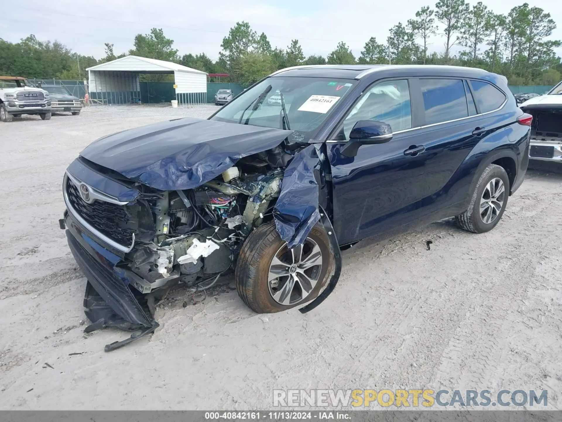 2 Photograph of a damaged car 5TDKDRAH3PS038531 TOYOTA HIGHLANDER 2023