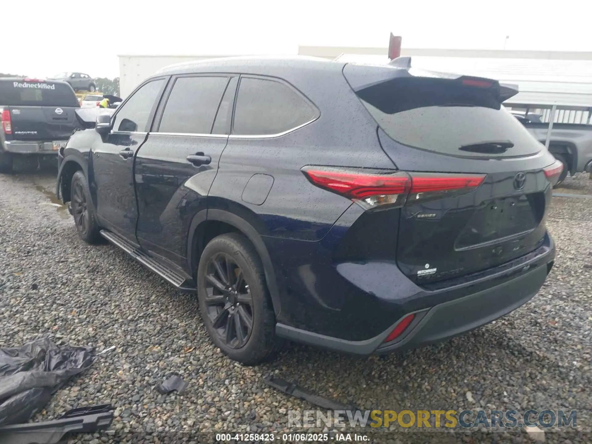 3 Photograph of a damaged car 5TDKDRAH3PS043096 TOYOTA HIGHLANDER 2023